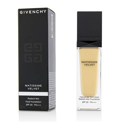 Givenchy Matissime Velvet Radiant Mat Fluid Foundation SPF 20 